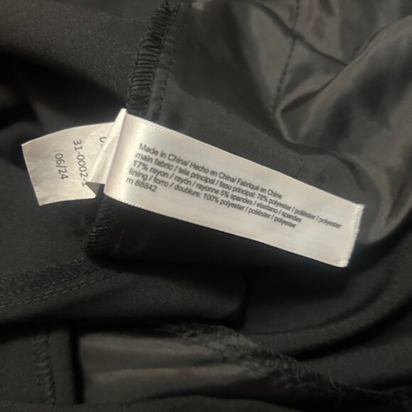 Eloquii Black wide leg drape front with belt loops trouser, size 20 - Picture 6 of 6